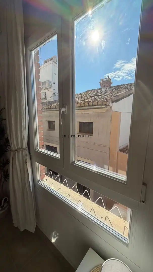 Exterior view of Flat for rent in Valencia  with Air Conditioner, Heating and Furnished