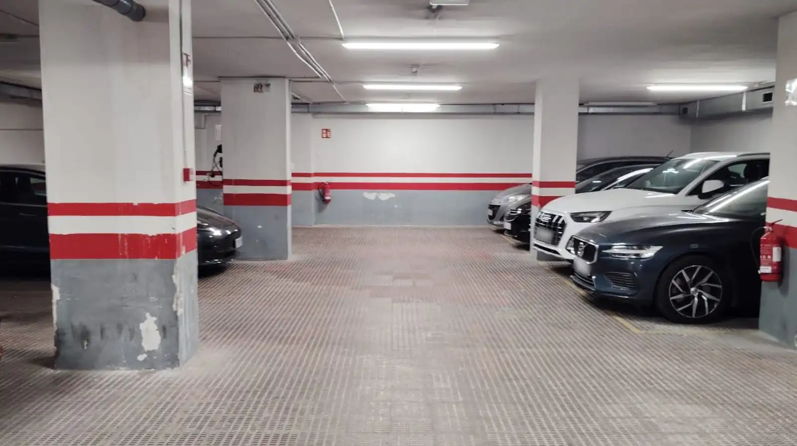 Parkplatz von Garage zur Miete in Barcelona