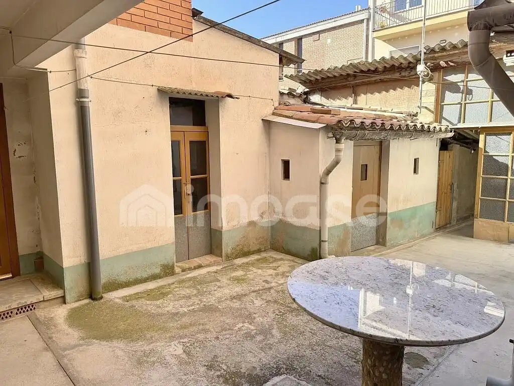 Vista exterior de Casa adosada en venda en Puig-reig amb Calefacció