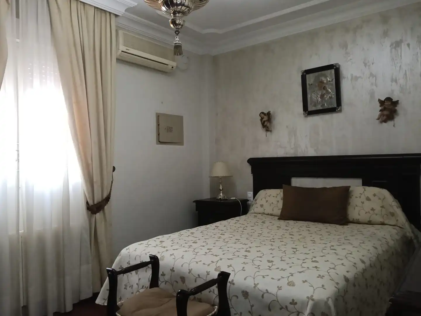 Bedroom of Flat for rent in Almendralejo  with Air Conditioner, Heating and Parquet flooring