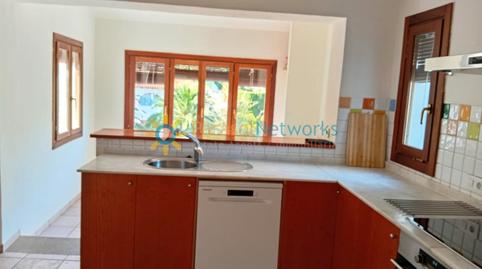 Foto 3 de Casa adosada de alquiler en Las Rotas / Les Rotes, Alicante