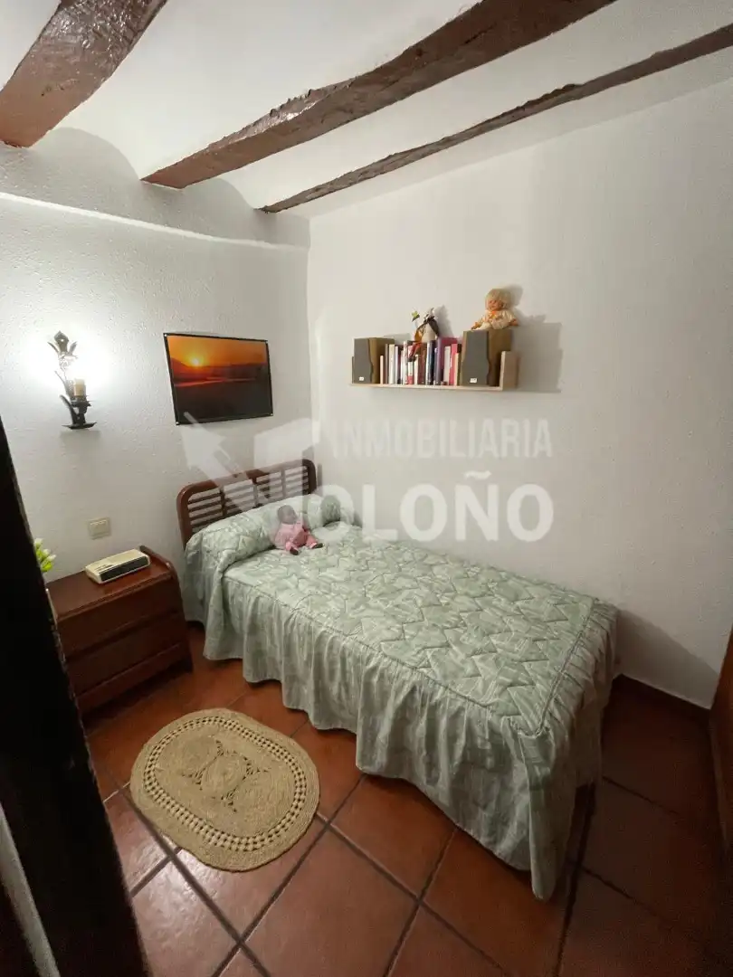 Dormitori de Casa o xalet en venda en Cuzcurrita de Río Tirón amb Traster, Moblat i Forn
