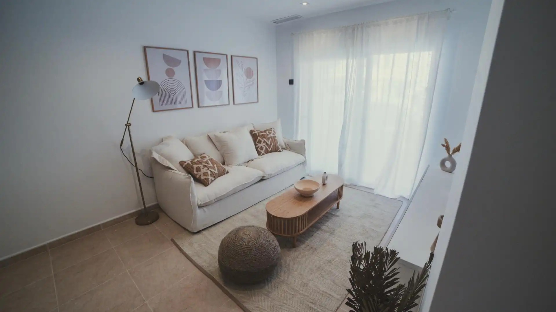 Sala d'estar de Planta baixa en venda en Orihuela amb Aire condicionat, Jardí privat i Terrassa