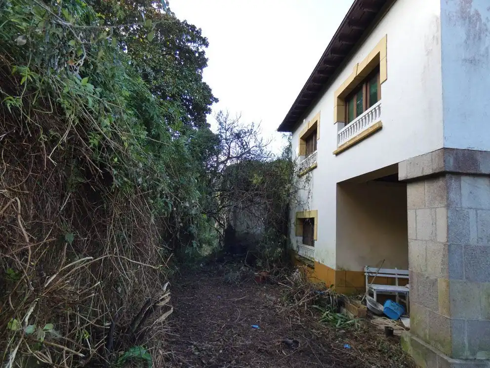 Casa in vendita a Navia, imagen 3
