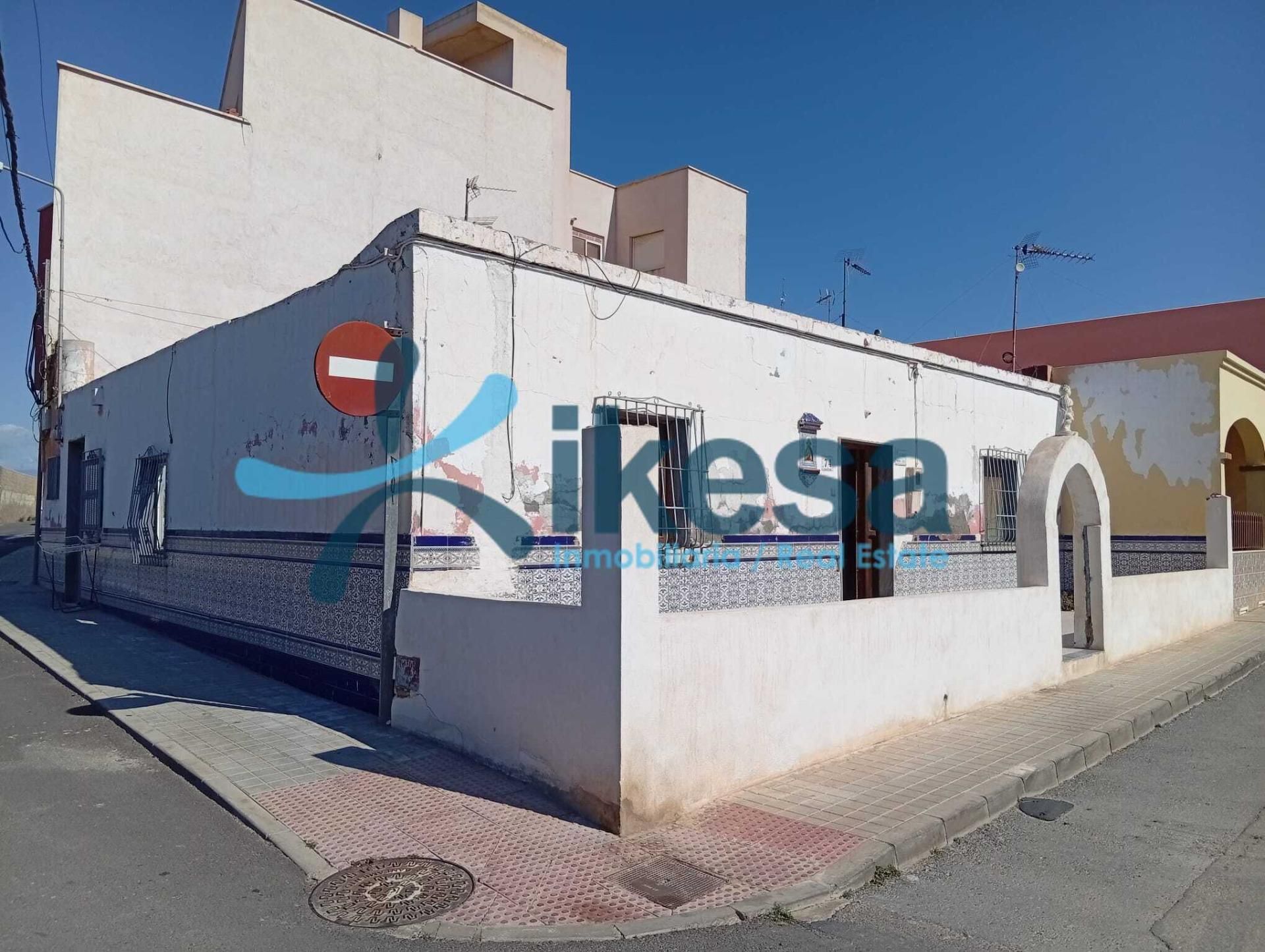Exterior view of House or chalet for sale in  Almería Capital