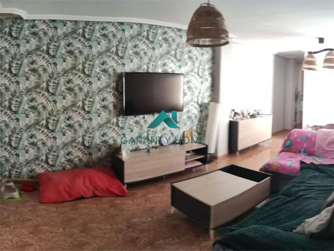 Piso con terraza en venta en Martos, imagen 3