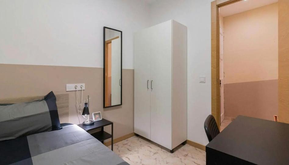 Photo 1 of Flat to share in N/a, El Camp de l'Arpa del Clot, Barcelona