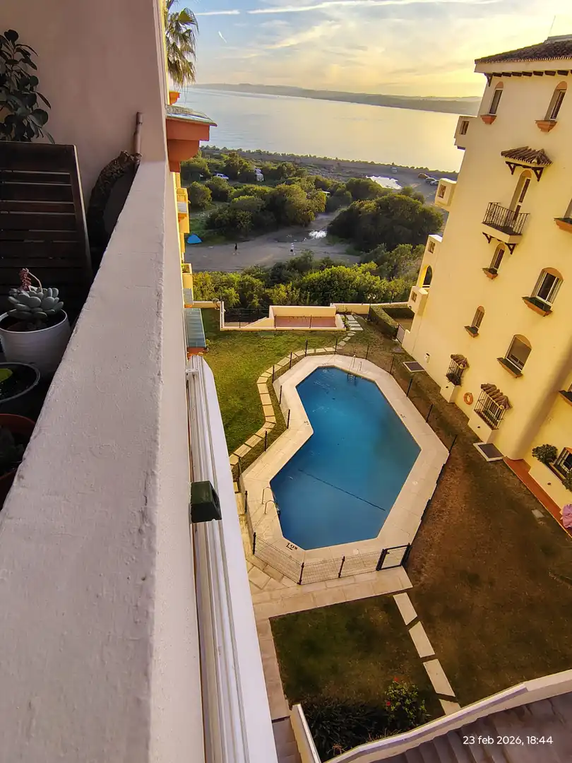 Piscina de Apartament en venda en Estepona amb Aire condicionat, Terrassa i Piscina