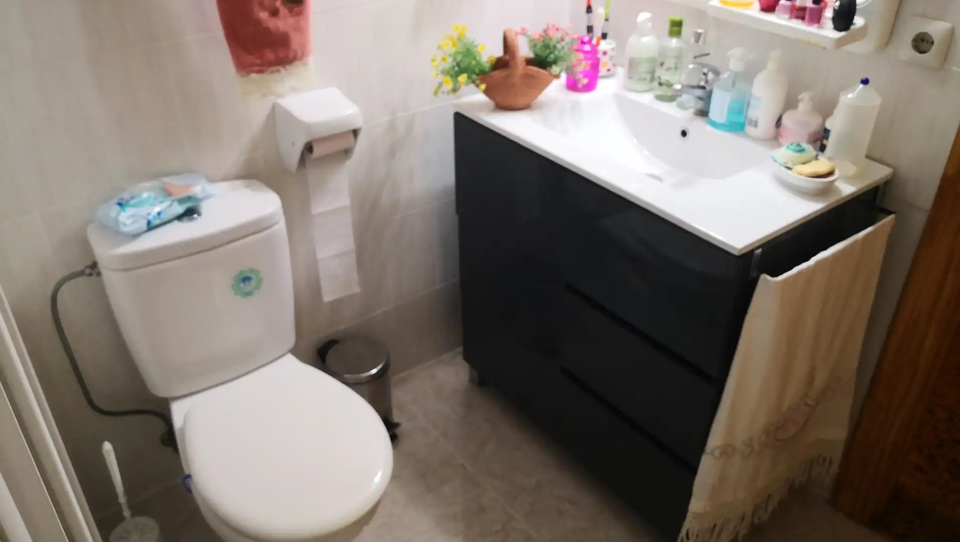 Bathroom of Ground floor for sale in Cartagena  with Private garden, Oven and Internet