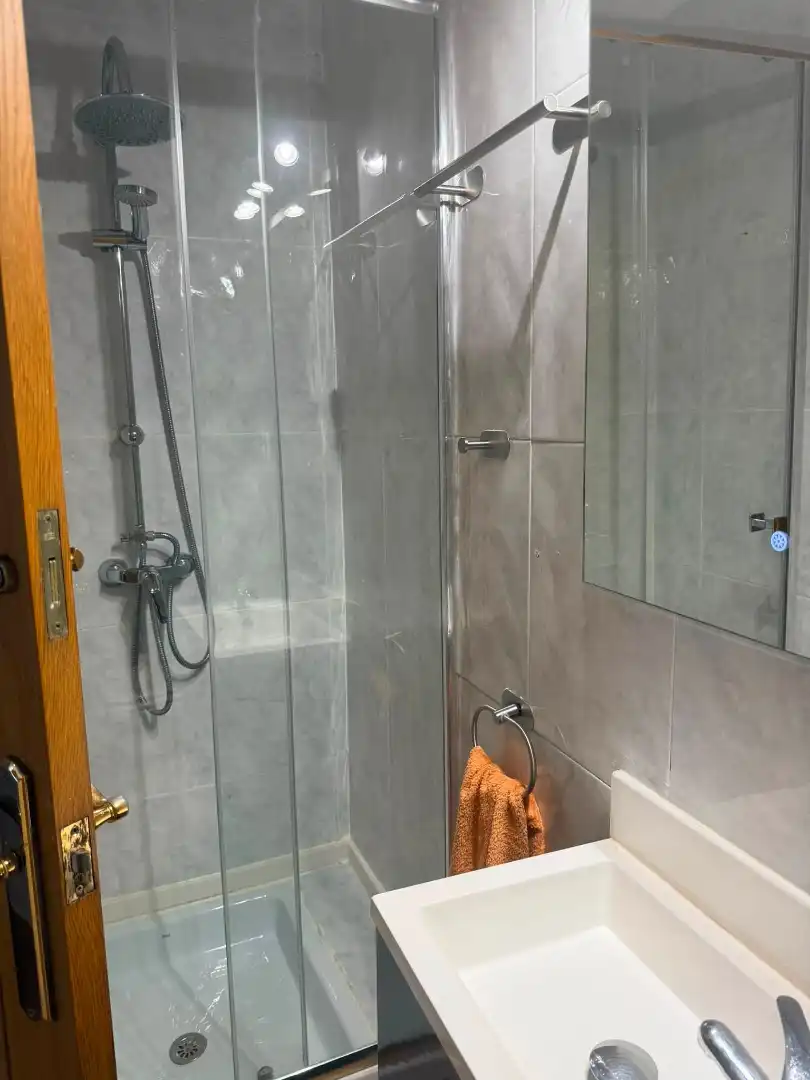 Bathroom of Flat for sale in Torrelavega   with Heating, Parquet flooring and Furnished