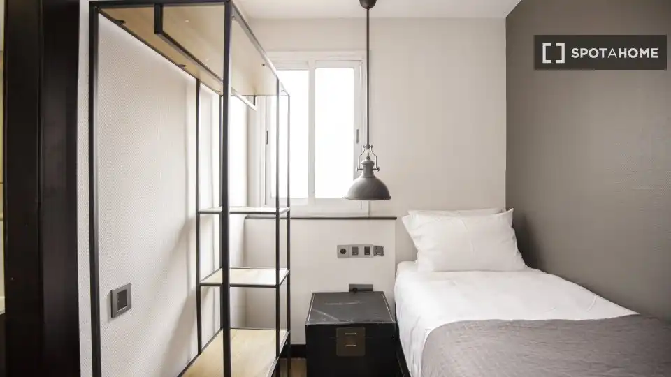 Flat with terrace to rent in Ciutat Vella, imagen 13