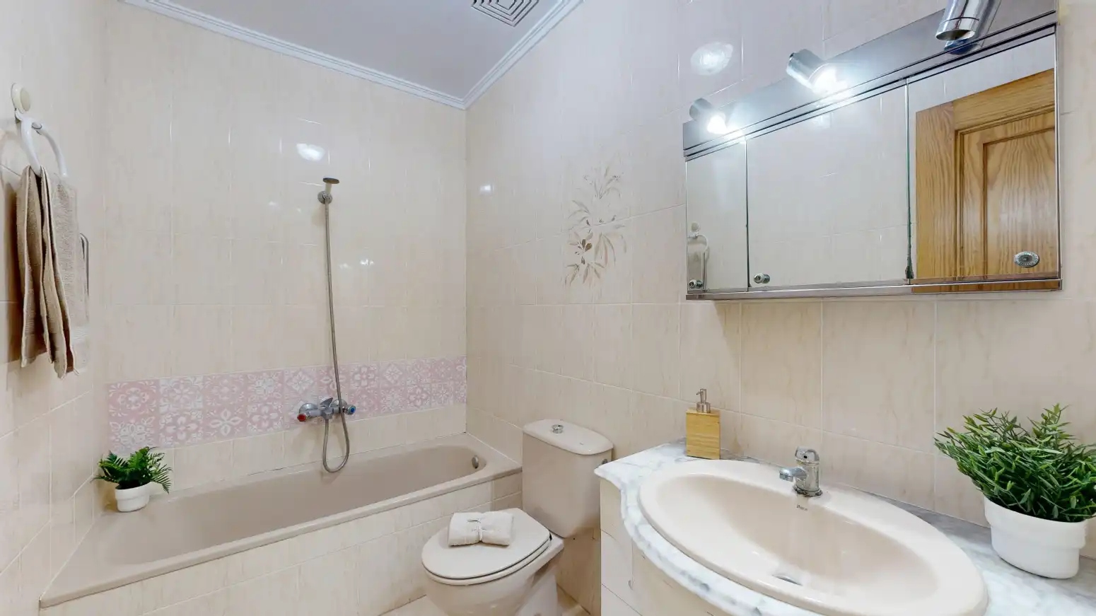 Baño de Piso en venta en Riba-roja de Túria con Terraza