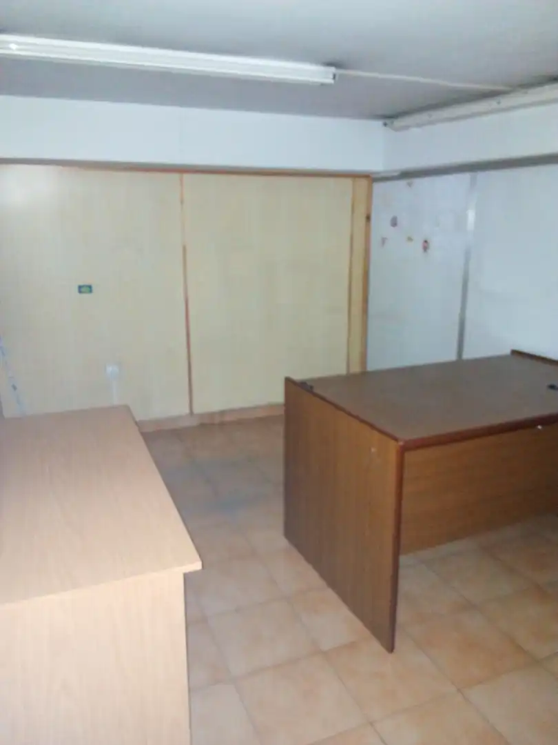 Local de alquiler en NOU, Creu de la Mà