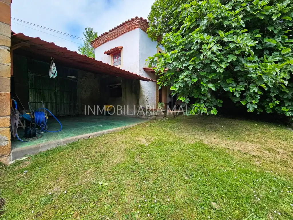 Casa o xalet en venda en Villaviciosa amb Calefacció, Jardí privat i Parquet