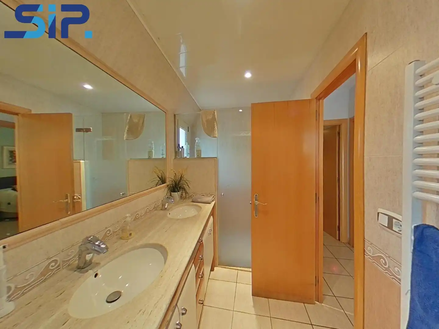 Bathroom of Houses for sale in Vilafranca del Penedès  with Air Conditioner, Heating and Private garden