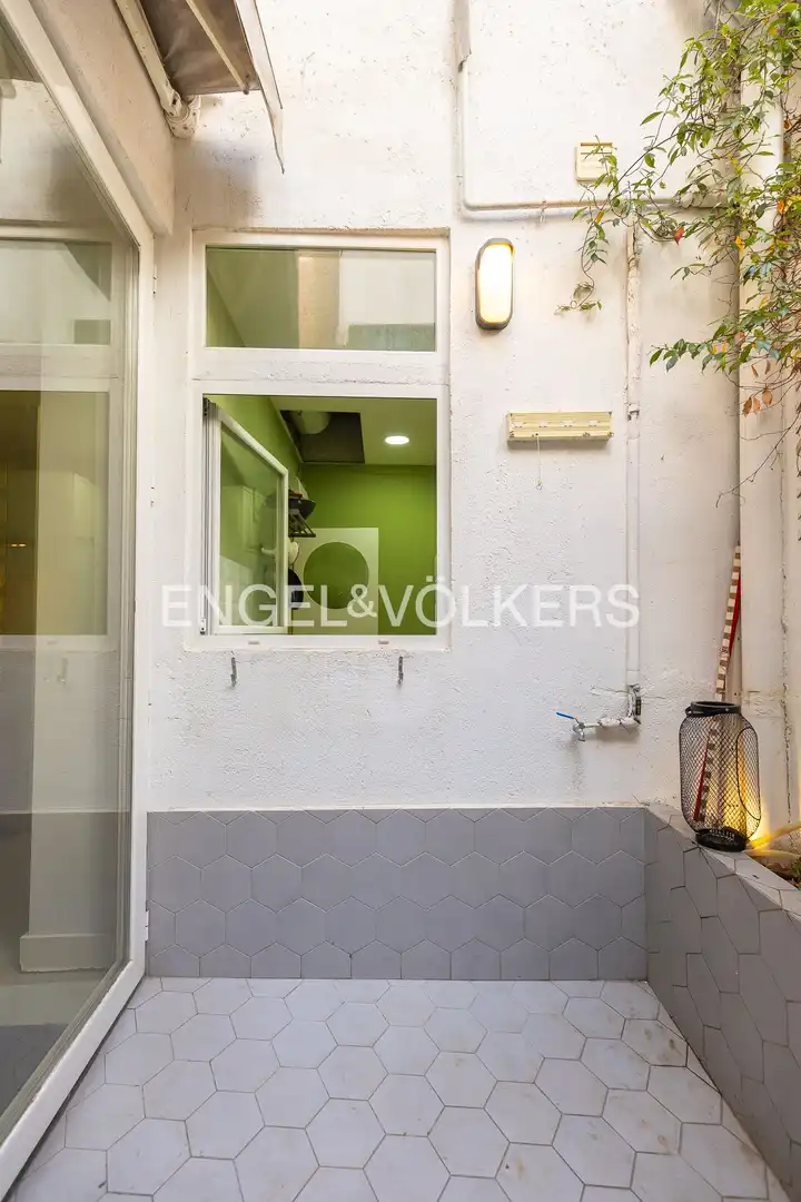 Balcony of Flat for sale in Madrid  with Air Conditioner, Heating and Terrace