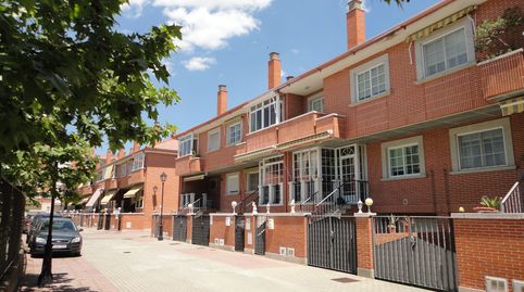 Foto 3 de Casa adosada en venta en Polígono Argales, Valladolid Capital