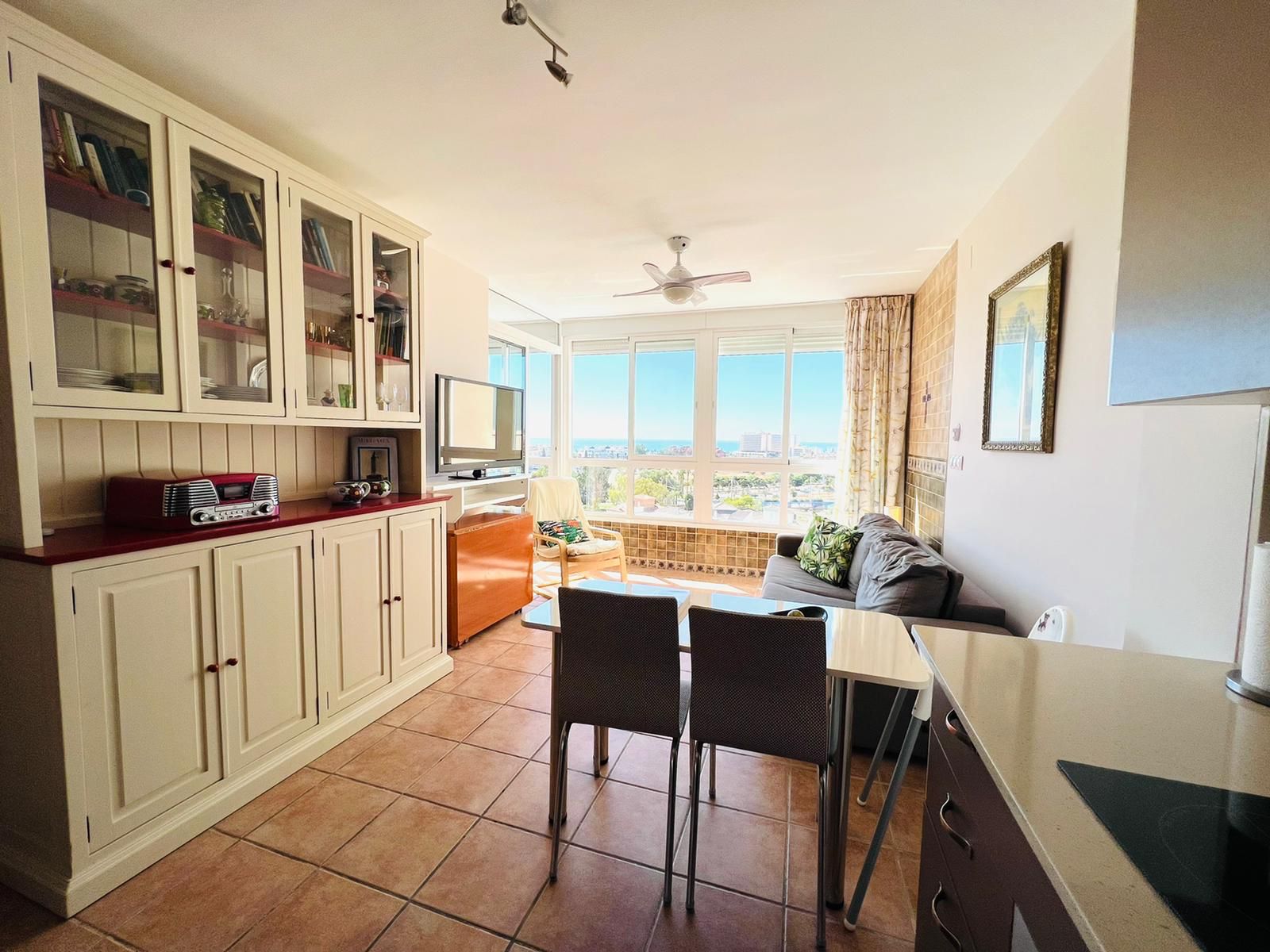 Kitchen of Flat for sale in Torremolinos  with Air Conditioner