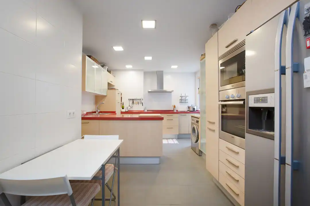 Cocina de Piso en venta en Getxo  con Calefacción, Trastero y Amueblado