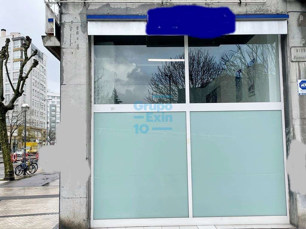 Vista exterior de Local en venda en Irun 