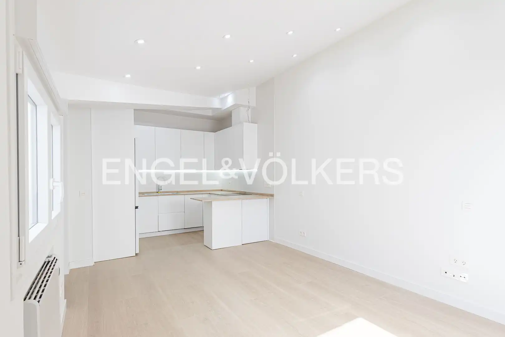 Kitchen of Attic for rent in Madrid  with Heating and Terrace