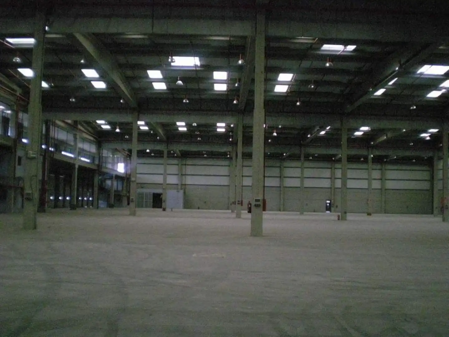 Nave industrial in affitto a Avenida Avenida Maestranza Aérea