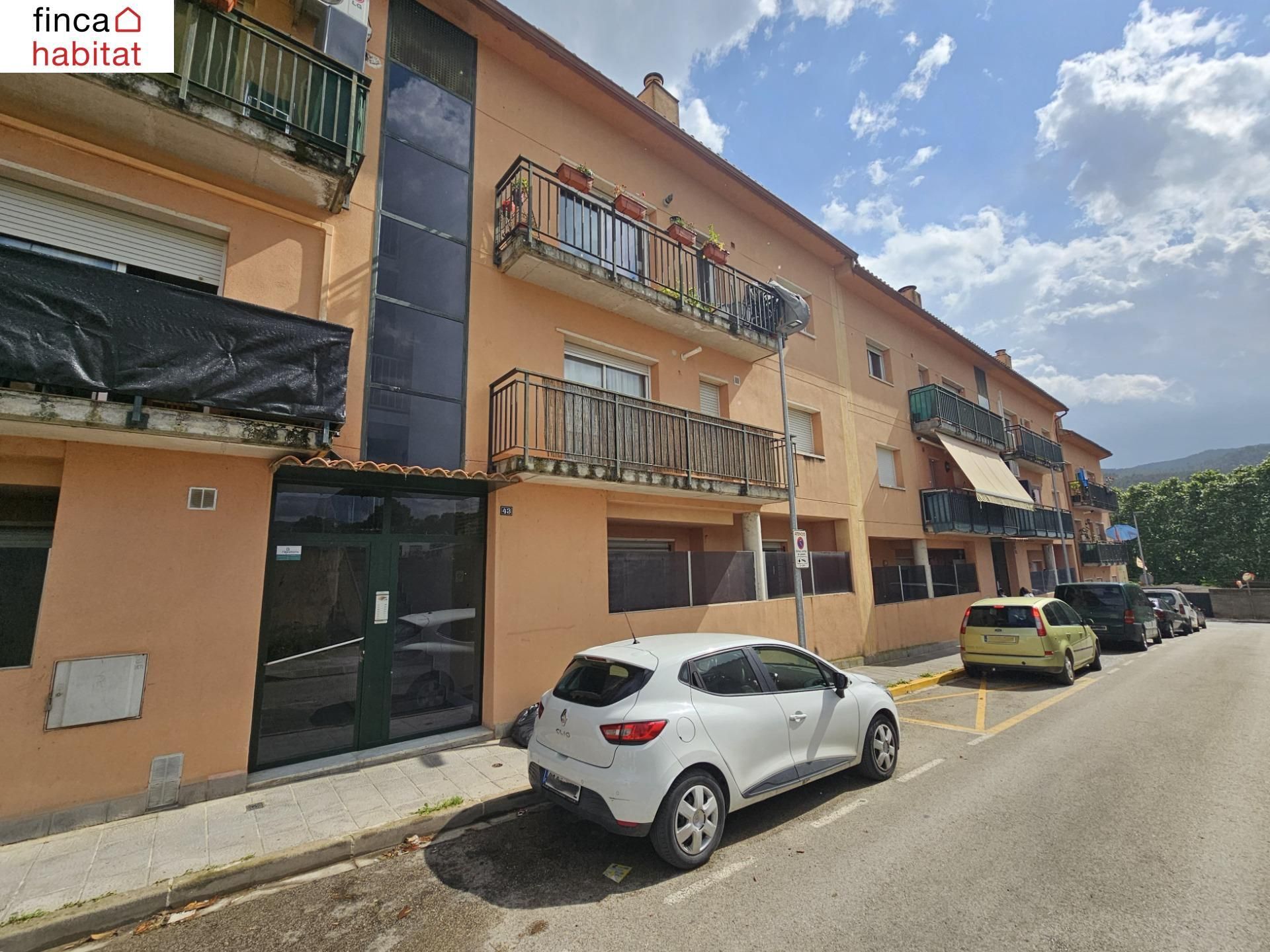 Planta baixa en venda a Calle MONTSENY, 43, Santa Coloma de Farners