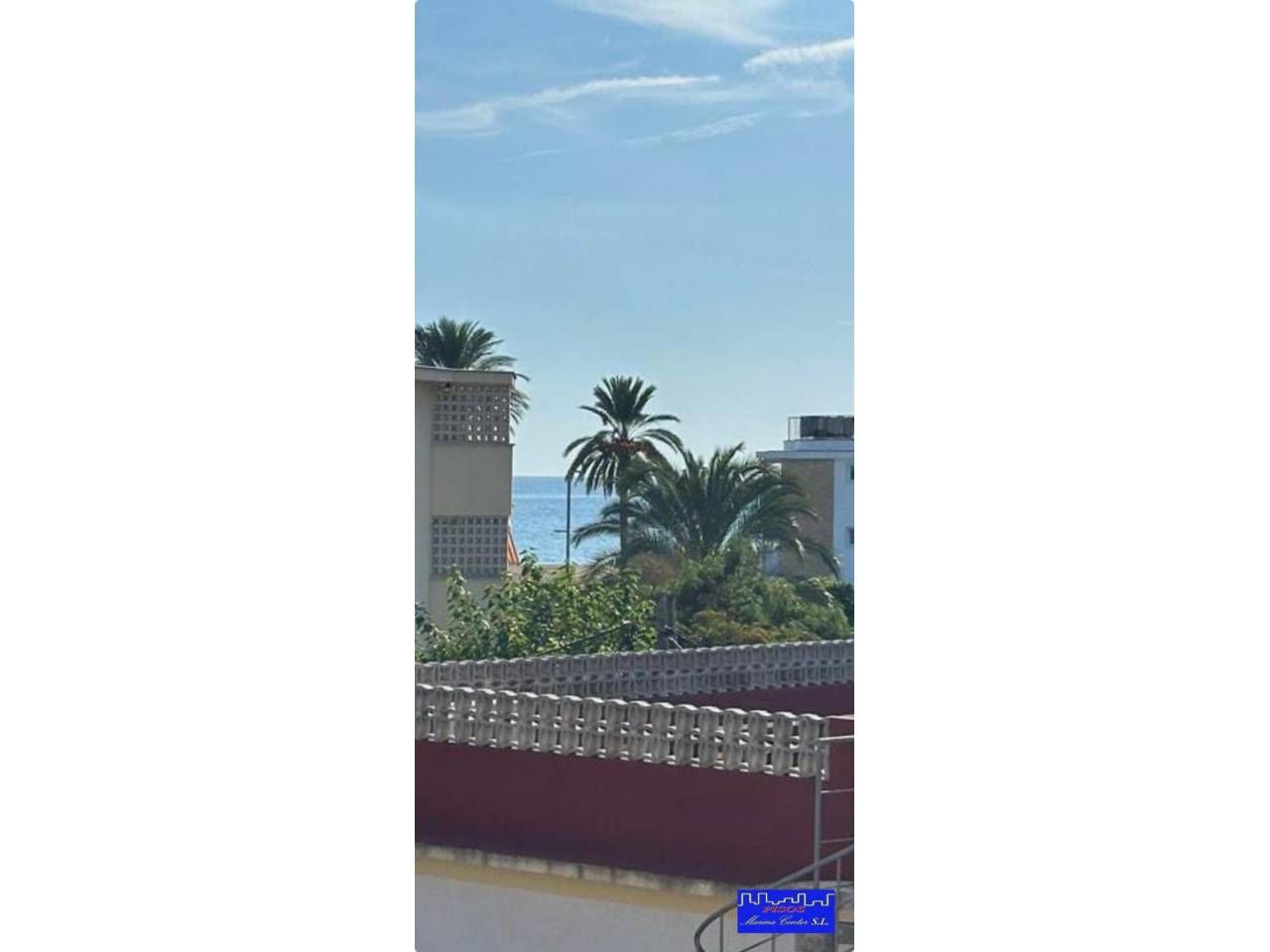 Exterior view of Flat for sale in Castelldefels  with Parquet flooring, Terrace and Storage room