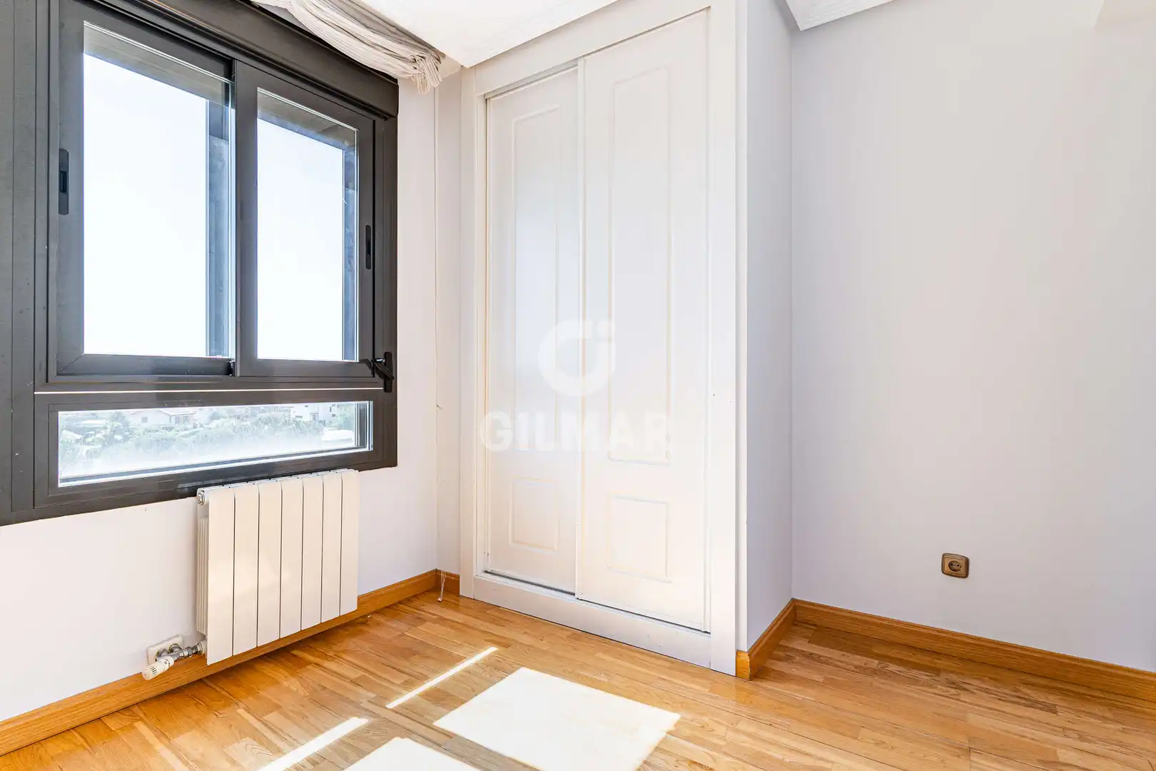 Habitación de Piso en venta en Madrid con Calefacción, Jardín privado y Trastero
