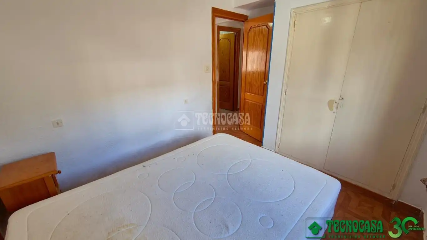 Dormitori de Casa adosada en venda en Lanzahíta amb Aire condicionat i Calefacció