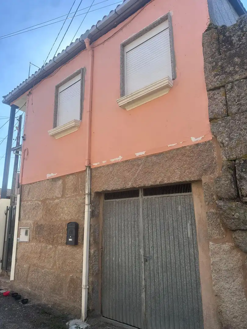 Casa con terrazza in affitto a San Cibrao das Viñas