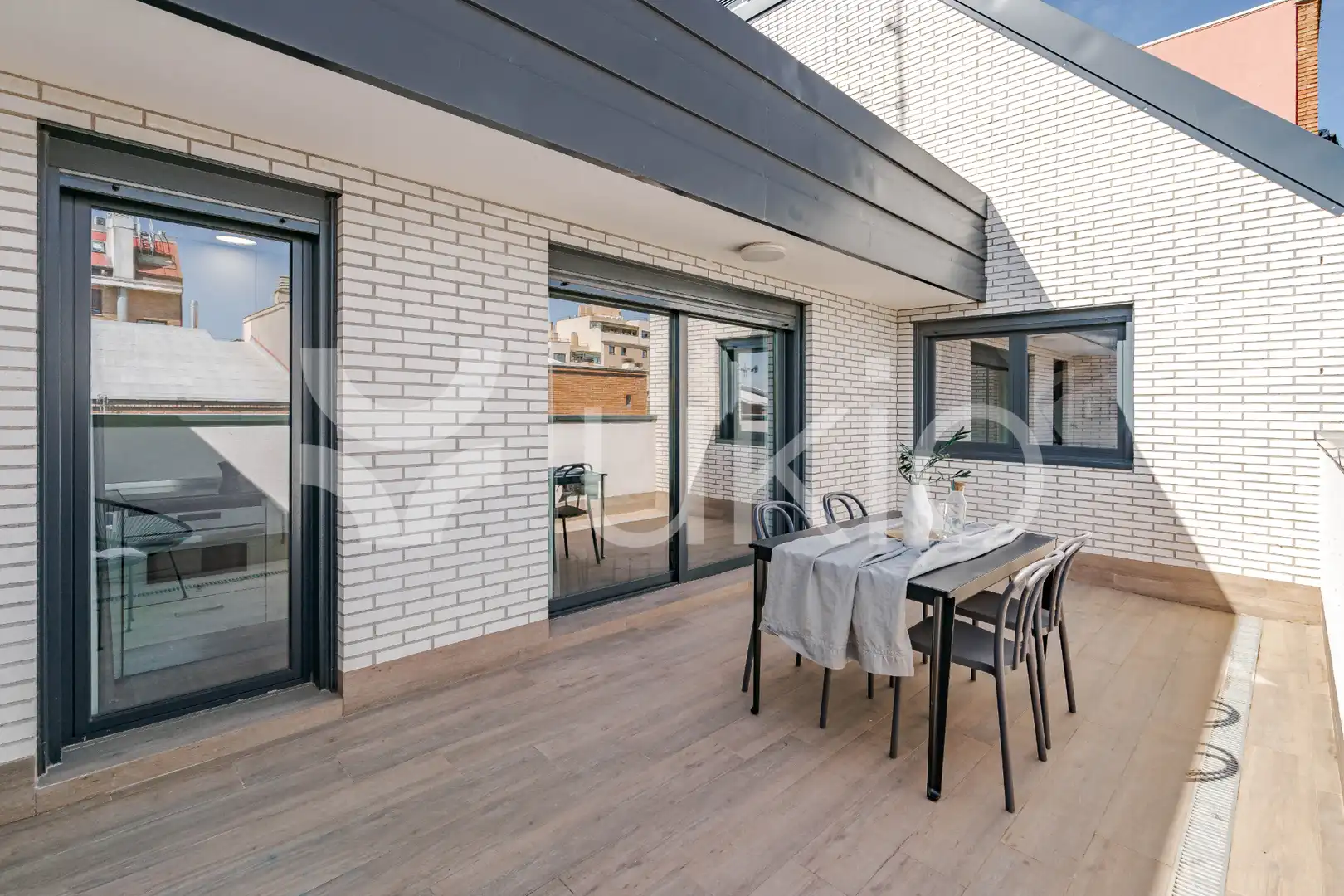 Terrassa de Apartament de lloguer en Madrid amb Calefacció, Terrassa i Moblat