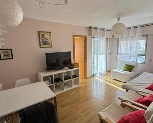 Sala d'estar de Apartament en venda en Alicante / Alacant amb Aire condicionat, Terrassa i Balcó