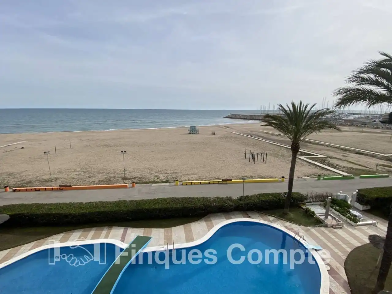 Piscina de Apartamento en venta en Roda de Berà con Aire acondicionado, Terraza y Trastero