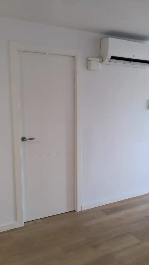 Bedroom of Flat for rent in Esplugues de Llobregat  with Air Conditioner, Heating and Terrace