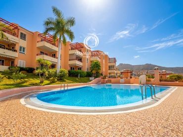 Apartament amb piscina en venda a Calle el Sauce