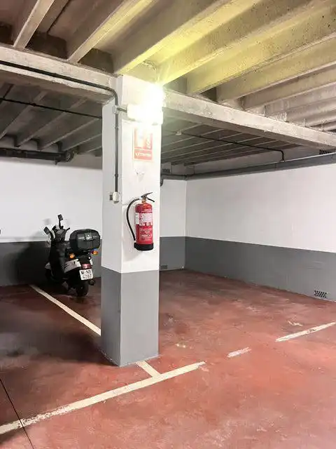 Parkplatz von Wohnung zum Verkauf in Gijón  mit Heizung, Parkett und Terrasse