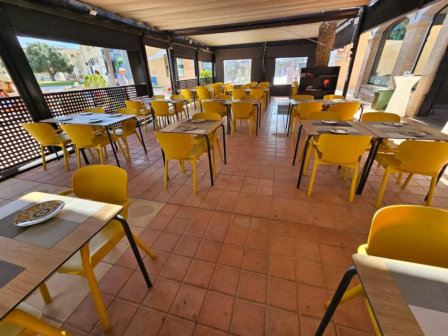 Local en traspaso en Los Alcázares con Aire acondicionado, Terraza y Amueblado