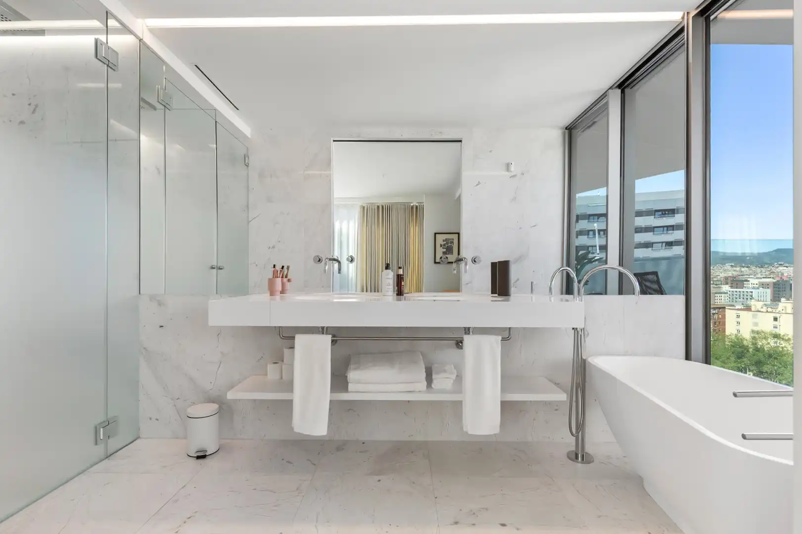 Bathroom of Flat for sale in Barcelona  with Air Conditioner, Heating and Terrace