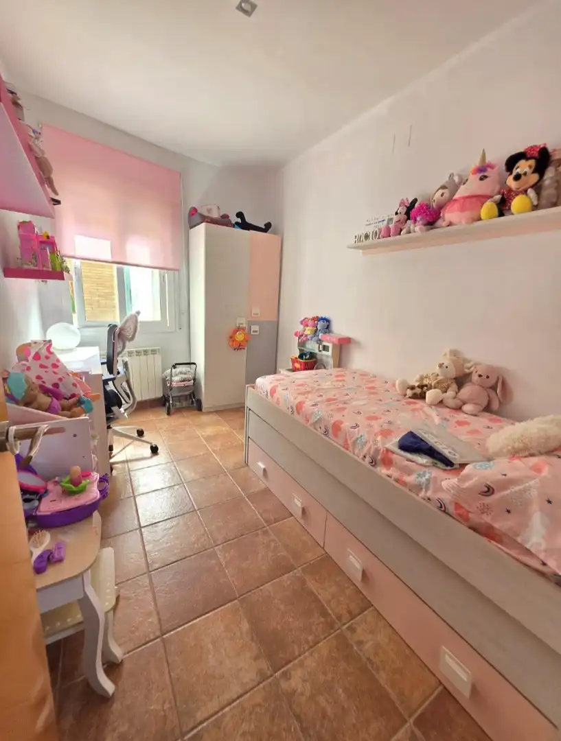 Schlafzimmer von Haus oder Chalet zum Verkauf in Sant Fost de Campsentelles mit Heizung, Privatgarten und Abstellraum