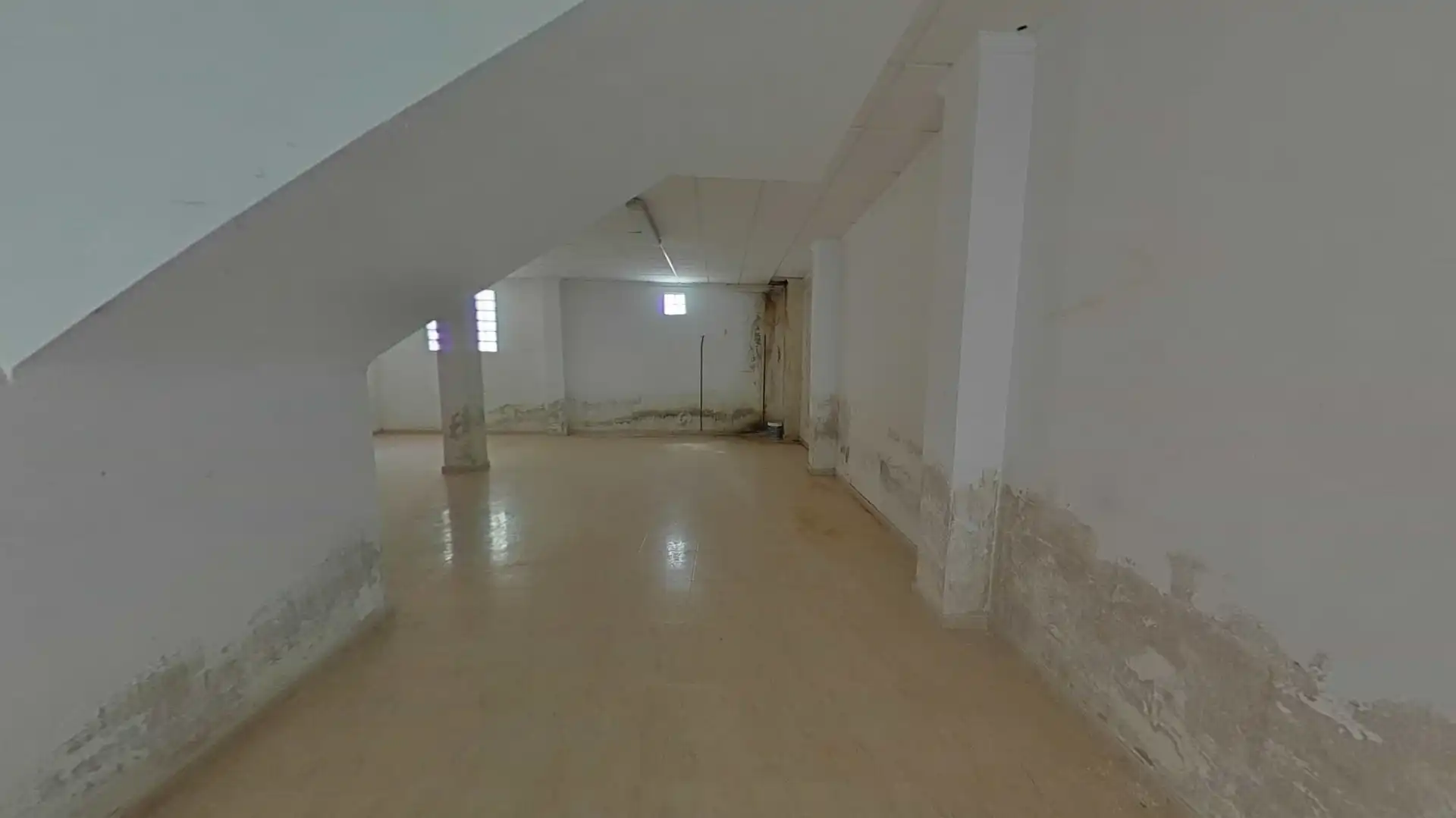 Commercial properties for sale in Pedro Lorca, 90, -1, Las Piscinas Naturales
