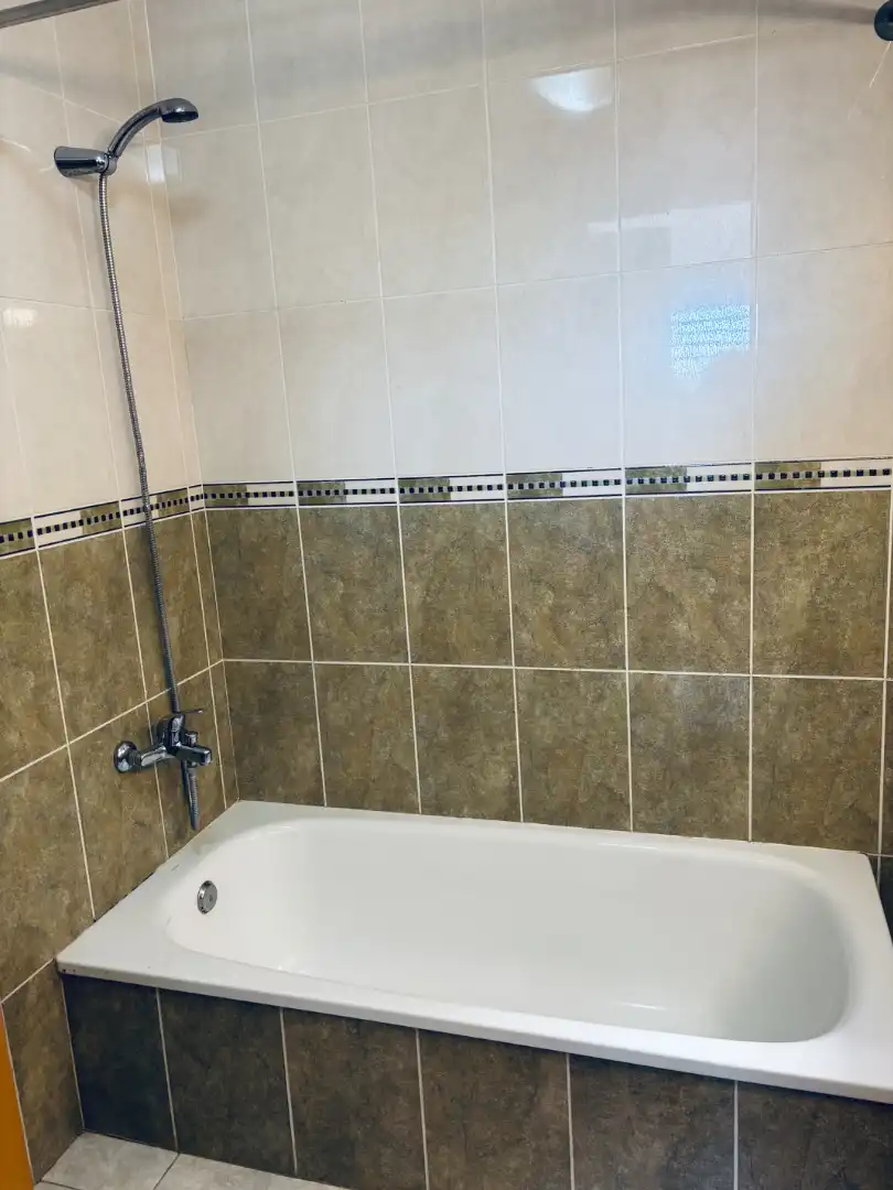 Baño de Piso de alquiler en Arona con Terraza, Amueblado y Horno
