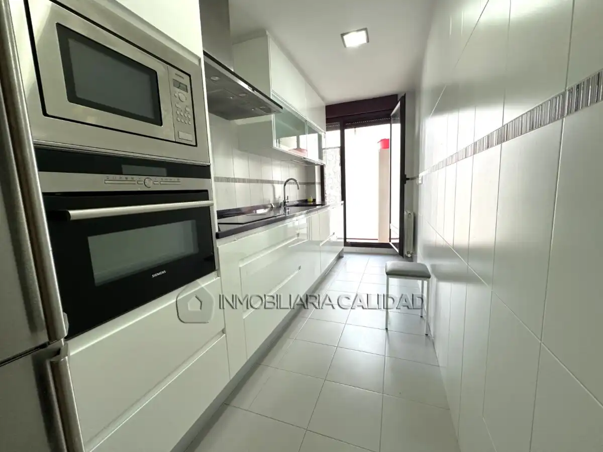 Wohnung zur Miete in Burgos, Burgos