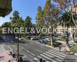 Exterior view of Apartment to rent in  Valencia Capital  with Air Conditioner