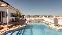 Piscina de Casa o xalet en venda en Sant Boi de Llobregat amb Terrassa, Piscina i Balcó