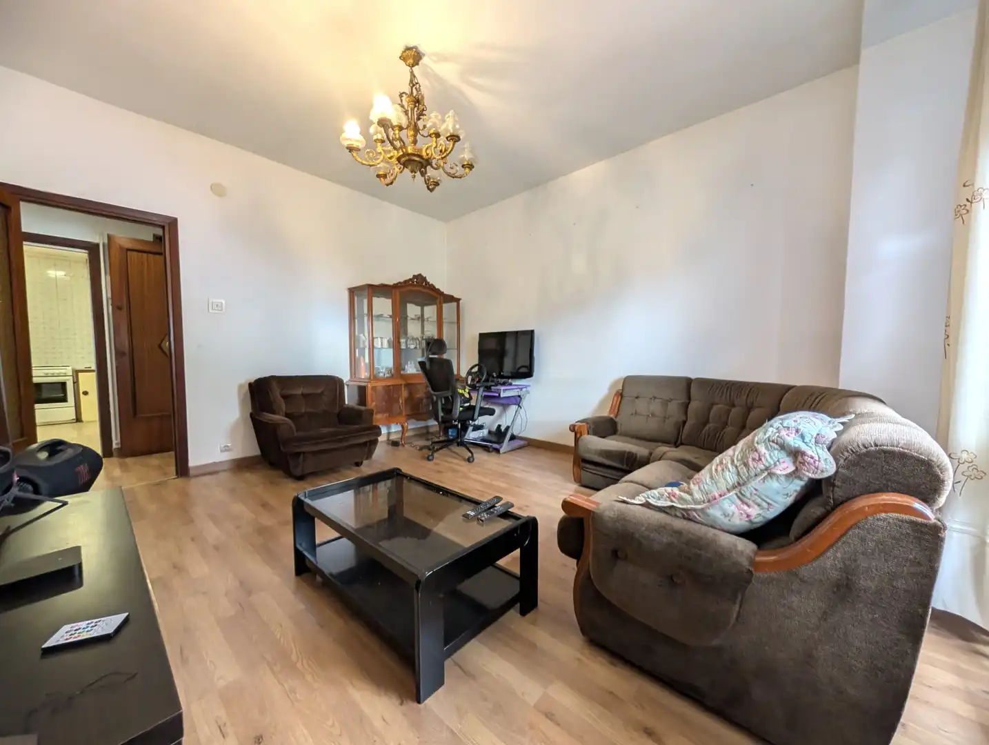 Living room of Flat for sale in San Martín del Rey Aurelio  with Heating, Terrace and Storage room