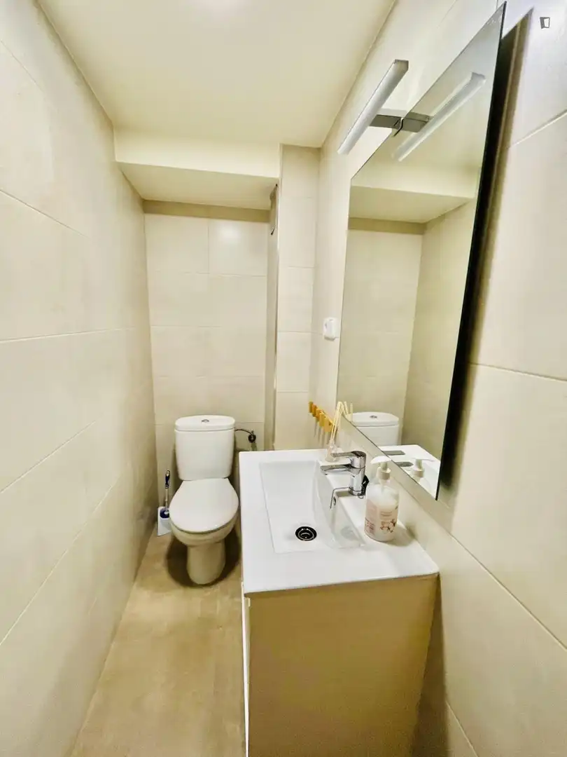 Room in Caballería Española