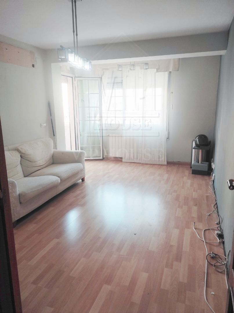 Sala d'estar de Pis en venda en Badalona amb Calefacció, Parquet i Balcó