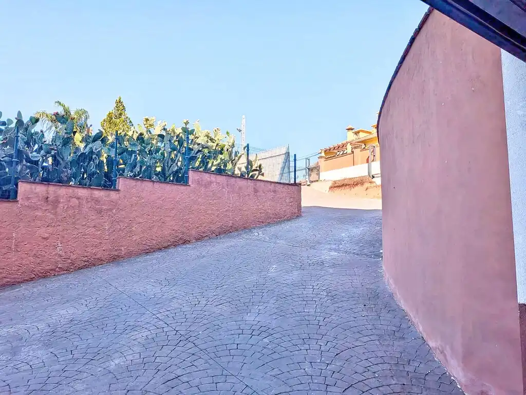 Außenansicht von Dachboden zur Miete in Alcaucín, Málaga