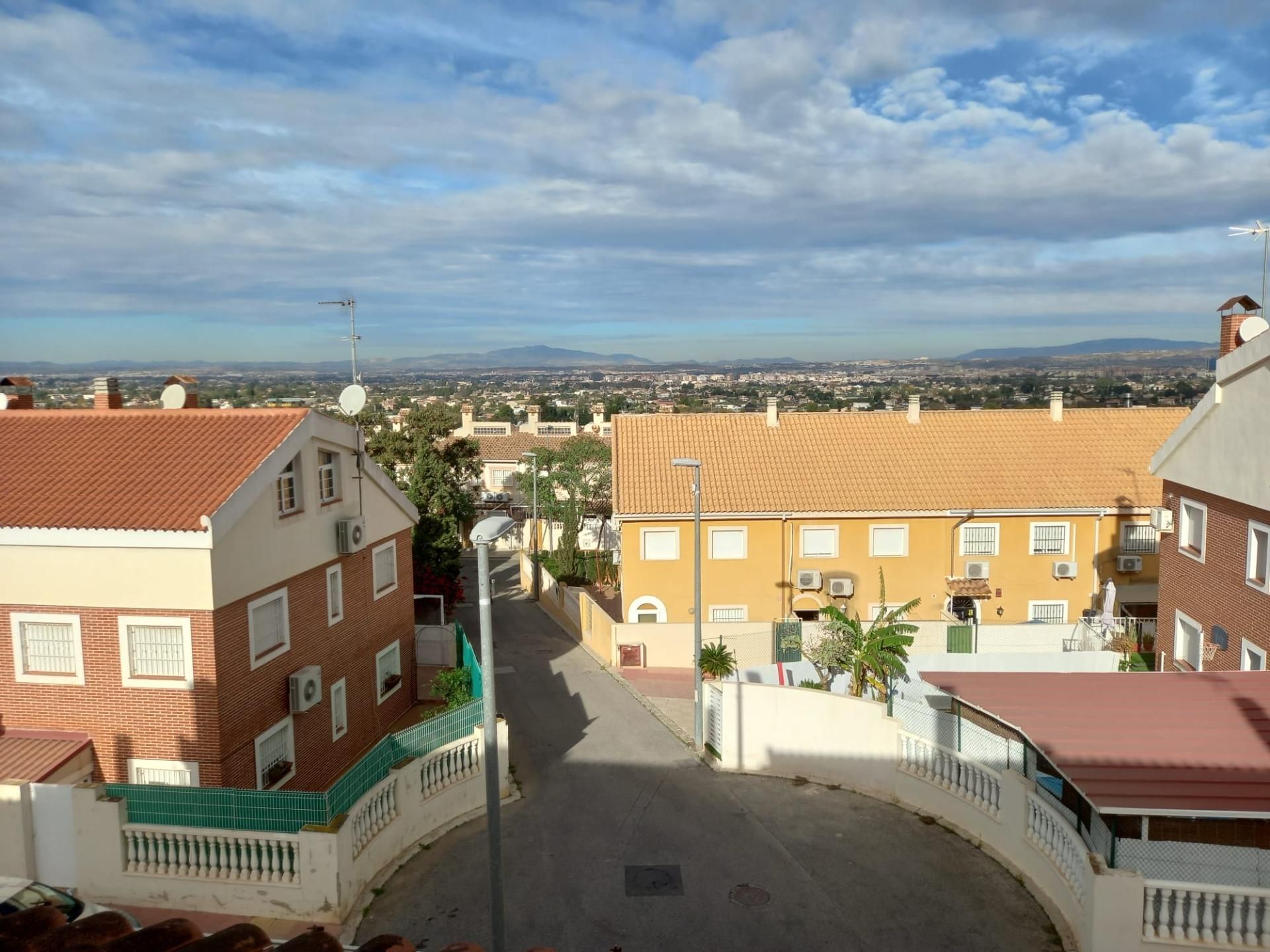 Vista exterior de Casa adosada en venda en  Murcia Capital amb Jardí privat i Terrassa